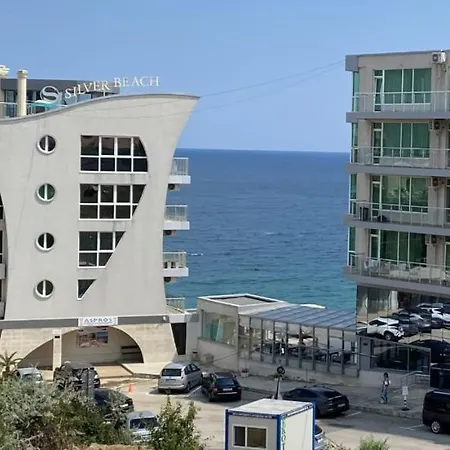 Byala Friendy Sea Apartment *